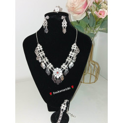 Ensemble de collier